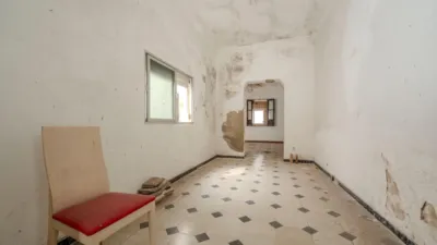 House in the Centre photo 11