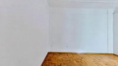 Apartment in Palacio photo 5