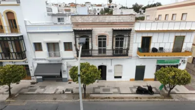 House in the Centre photo 27