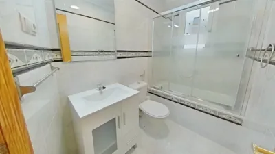 Apartment in Zona Carrer de València photo 24