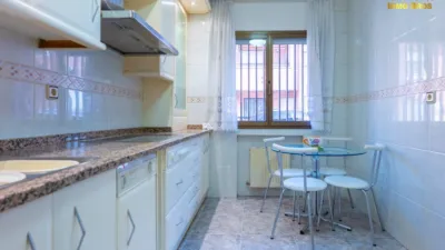 Terraced house on Calle de Tarragona photo 3