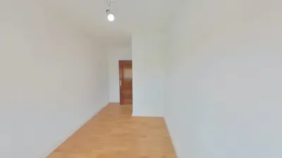 Apartment in Parla photo 9