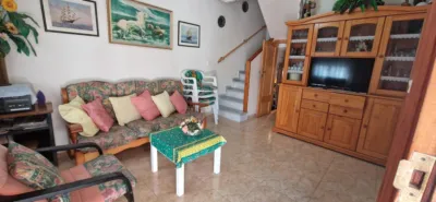 Terraced House in Centre photo 4