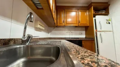 Apartment on Carrer de Cristóbal Sanz photo 11
