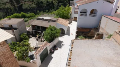 House on Molino Street photo 29
