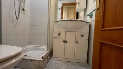 Apartment on Carrer de Cristóbal Sanz photo 18