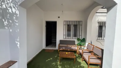 Semi-detached house on Enrique Granados Street photo 14