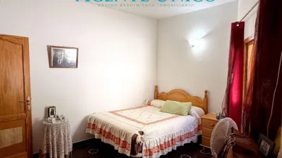 Casa en venta en Calle de la Montañeta, 16, Zona Interior (San Bartolomé de Tirajana) de 298.000 €