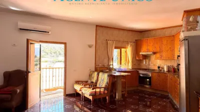 Casa en venta en Calle de la Montañeta, 16, Zona Interior (San Bartolomé de Tirajana) de 298.000 €