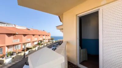 Terraced house on Calle Caleta La photo 7