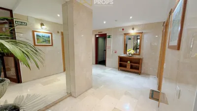 Apartment in Salamanca District photo 19