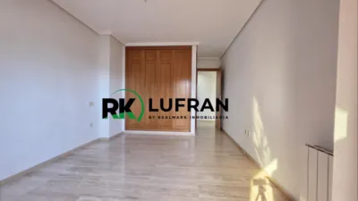 Penthouse on Avenida de Óscar Esplá photo 38