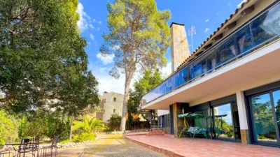 Chalet on Carrer del Pla de l'Era photo 4