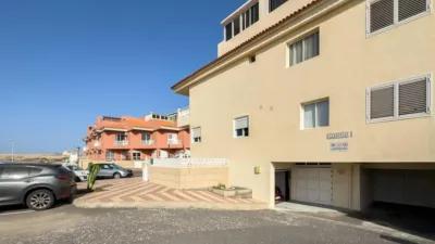 Terraced house on Calle Caleta La photo 14