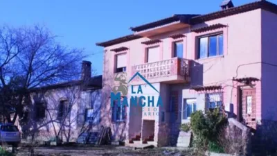 Rustic finca on Calle de Alfonso XII photo 46