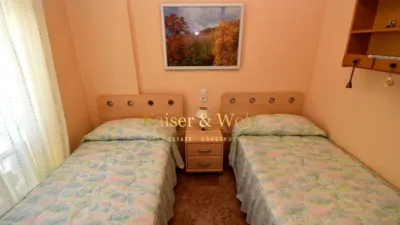 Apartment on Carrer de Campoamor photo 32