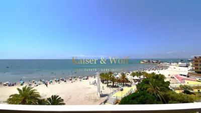 Apartment on Carrer de Campoamor photo 2