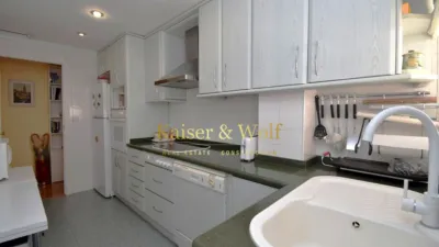 Apartment on Carrer de Campoamor photo 28