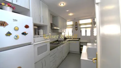 Apartment on Carrer de Campoamor photo 25