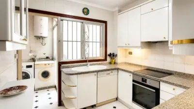 Apartment on Poeta Quintana Street photo 12