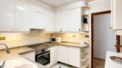 Apartment on Poeta Quintana Street photo 13