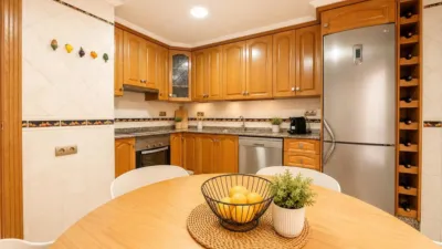 Apartment on Carrer Elche photo 12