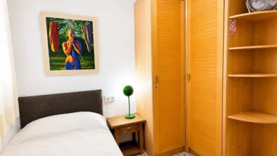 Apartment on Poeta Quintana Street photo 32