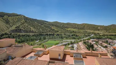 Piso en Camino Viejo de Guejar photo 50