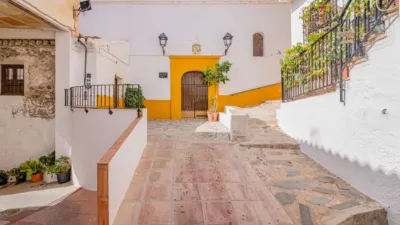 House on Calle Real photo 29