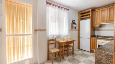 Terraced house on Calle Blas de Otero, No. 4 photo 6