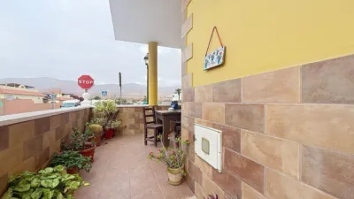 Casa en venta en Calle Rey Juan Carlos I, 24, Antigua de 370.000 €