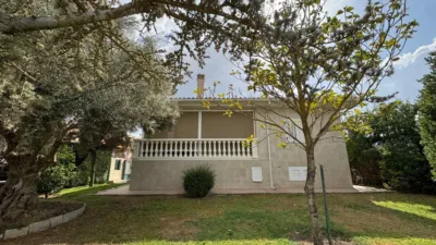 Chalet on Calle del Rosal photo 4