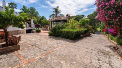 Chalet on Avenida de la Gardenia photo 9