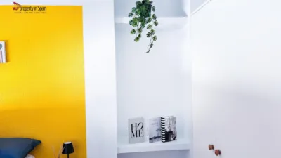 Habitación en alquiler en Carrer Devesa, Altozano (Distrito Campoamor-Altozano. Alicante - Alacant) de 410 €<span>/mes</span>