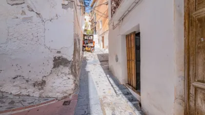 House on Calle Real photo 25