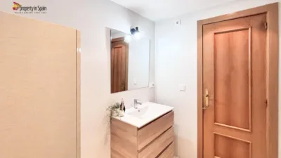 Habitación en alquiler en Carrer Devesa, Altozano (Distrito Campoamor-Altozano. Alicante - Alacant) de 410 €<span>/mes</span>