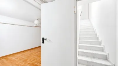 Casa adosada en venta en La Banda - Campo de Fútbol, La Banda-Campo de Fútbol (Chiclana de la Frontera) de 229.900 €