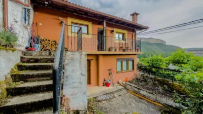 Terraced house in Northern Spain photo 68