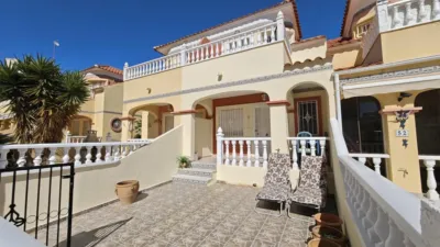 Terraced House on Malvinas Street photo 8
