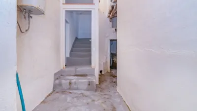 House on Calle Real photo 17