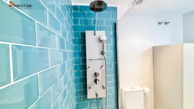 Habitación en alquiler en Carrer Devesa, Altozano (Distrito Campoamor-Altozano. Alicante - Alacant) de 410 €<span>/mes</span>