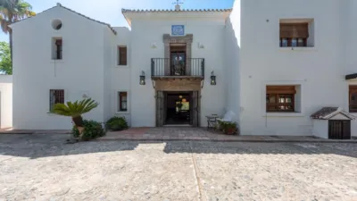 Chalet on Avenida de la Gardenia photo 5