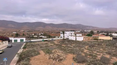 Casa en venta en Calle Rey Juan Carlos I, 24, Antigua de 370.000 €