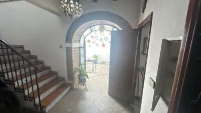 House in the Centre photo 4