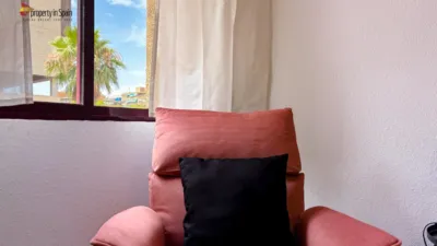Habitación en alquiler en Carrer Devesa, Altozano (Distrito Campoamor-Altozano. Alicante - Alacant) de 380 €<span>/mes</span>