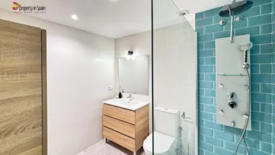 Habitación en alquiler en Carrer Devesa, Altozano (Distrito Campoamor-Altozano. Alicante - Alacant) de 410 €<span>/mes</span>