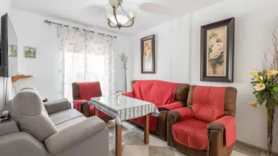 Terraced house on Calle Blas de Otero, No. 4 photo 2