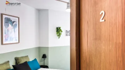 Habitación en alquiler en Carrer Devesa, Altozano (Distrito Campoamor-Altozano. Alicante - Alacant) de 380 €<span>/mes</span>
