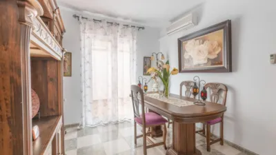 Terraced house on Calle Blas de Otero, No. 4 photo 3