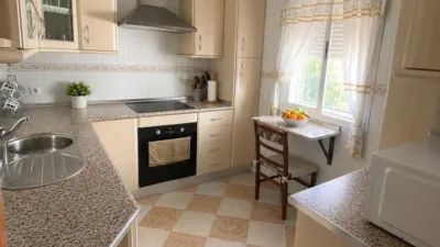 Apartment on Sierra del Castaño Street photo 3